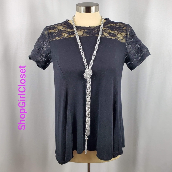 💥Just In💥Apt 9 Flowy Top - Size Small Juniors